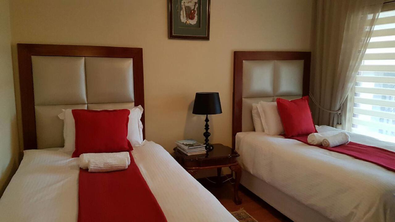 Lily White Guest House Centurion Εξωτερικό φωτογραφία